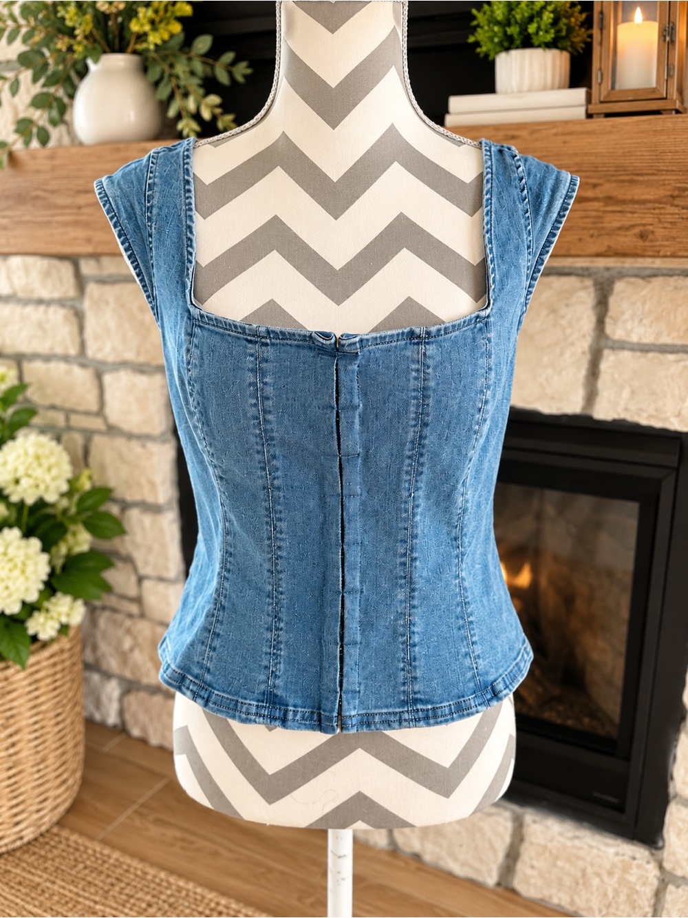 🆕NWT Free People Marilyn Denim Corset, Sq Necklone  Front Hook and Eye Closure M